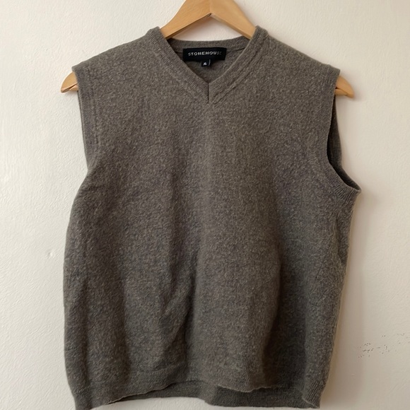 Sweater vest - Picture 1 of 4